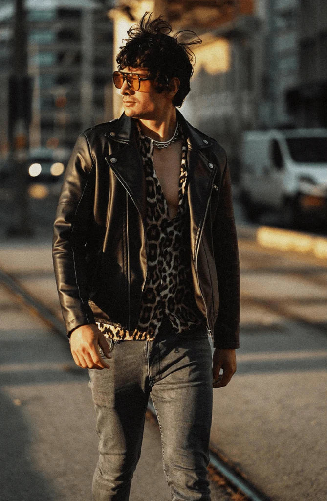 Wear the Style of Icons